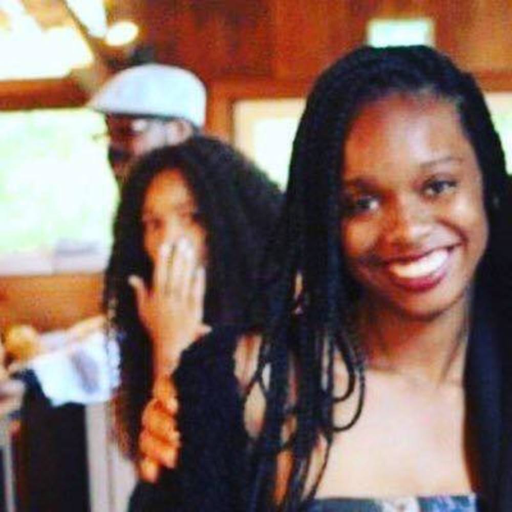 Meet your Posher, Monai